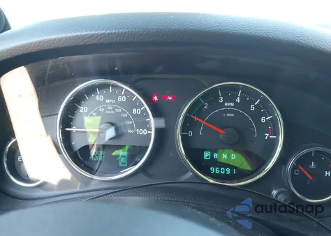 2013 Jeep Wrangler Unlimited Sport z USA, uszkodzony, nr VIN 1C4BJWDG4DL657663